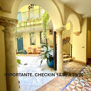 Hotel Conde De Cardenas